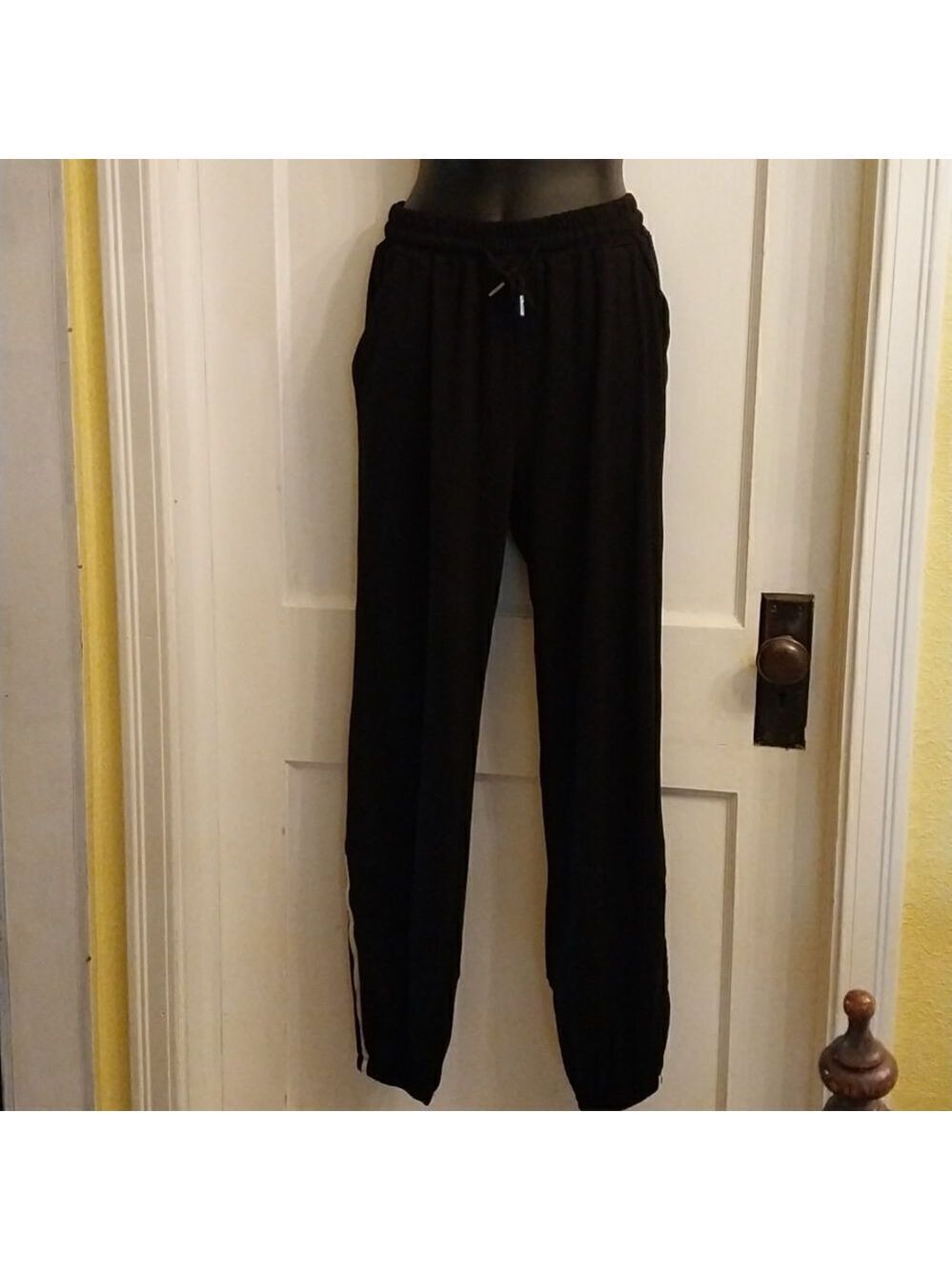 NWT Sykooria Women's Running Joggers   Lightweight  Size S